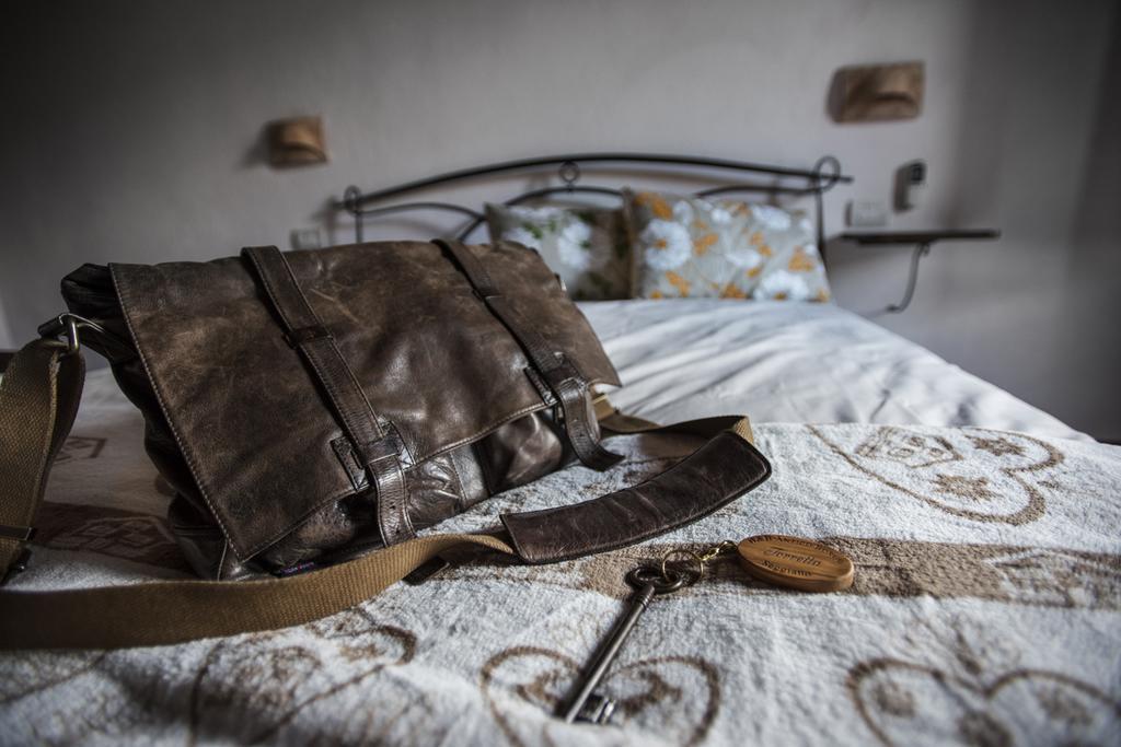 Antico Borgo Seggiano Bed & Breakfast Стая снимка